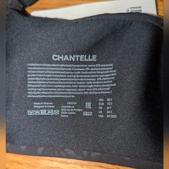 34DDD Chantelle Women's Comfort Chic Full Coverage Back Shaping Minimizer Bra