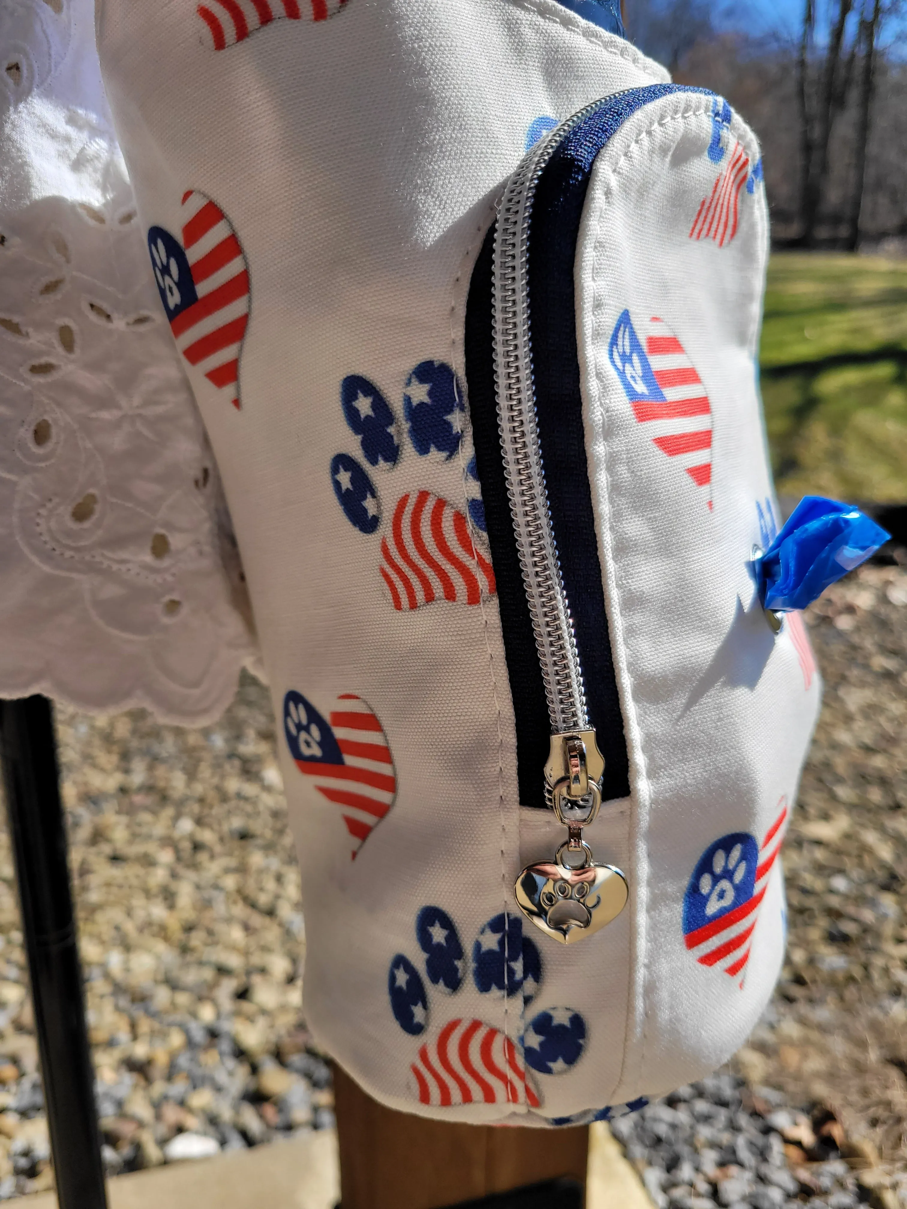 American Paw Print H2O Sling