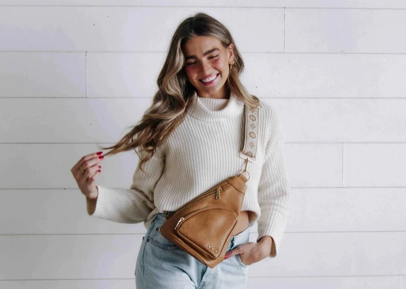 Austin Sling Bag