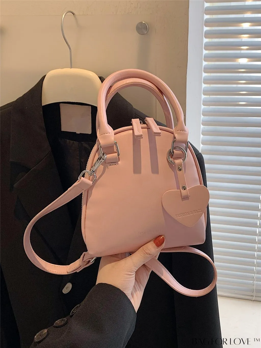 BagForLove - Chic and Versatile Mini Shell-Shaped Handbag with Double Handles
