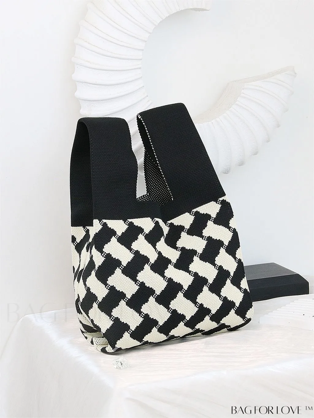 BagForLove - Chic Color Block Handbag with Geometric Crochet Pattern for Stylish Vacation
