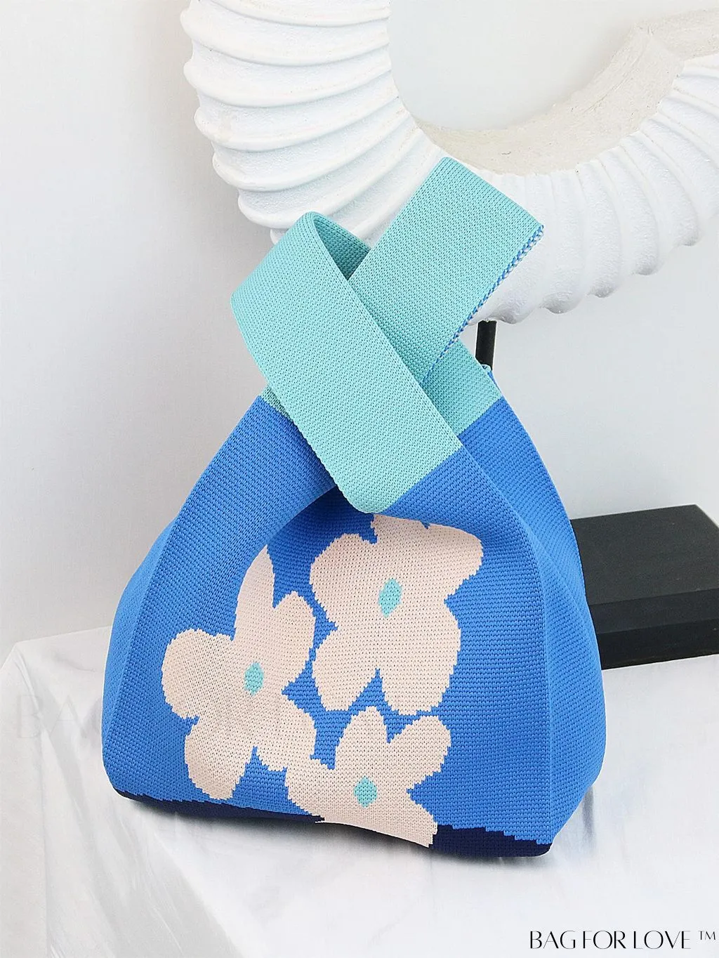BagForLove - Chic Color Block Handbag with Geometric Crochet Pattern for Stylish Vacation