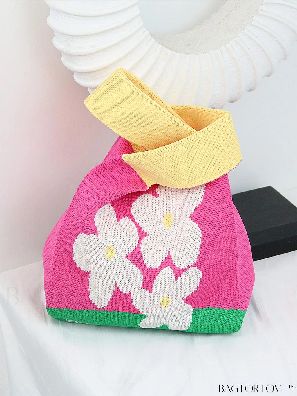 BagForLove - Chic Color Block Handbag with Geometric Crochet Pattern for Stylish Vacation
