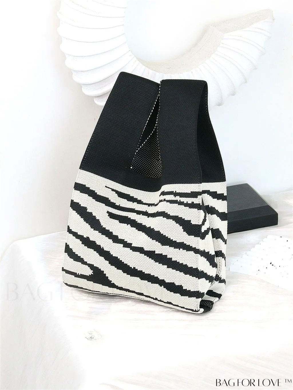 BagForLove - Chic Color Block Handbag with Geometric Crochet Pattern for Stylish Vacation