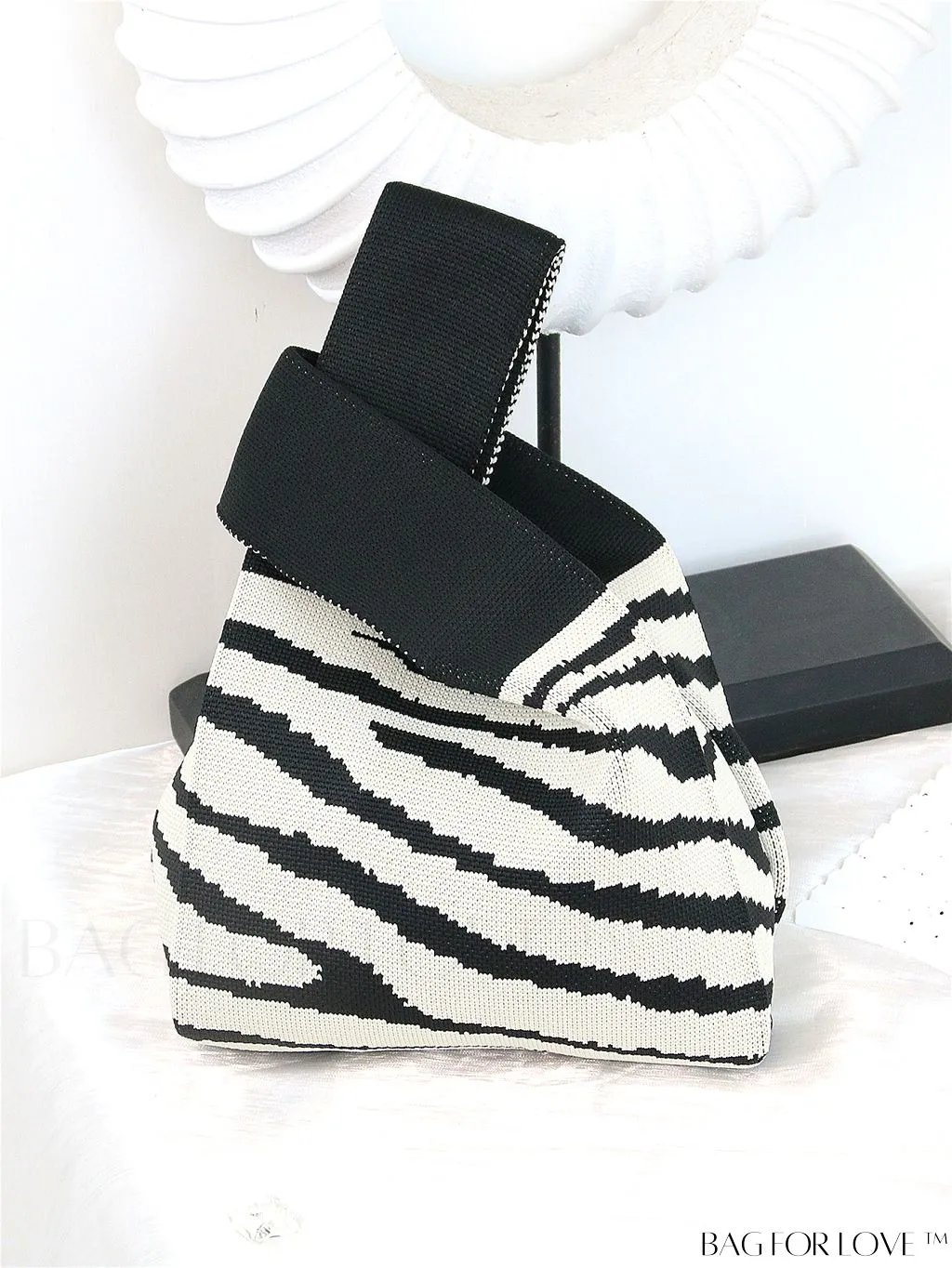 BagForLove - Chic Color Block Handbag with Geometric Crochet Pattern for Stylish Vacation