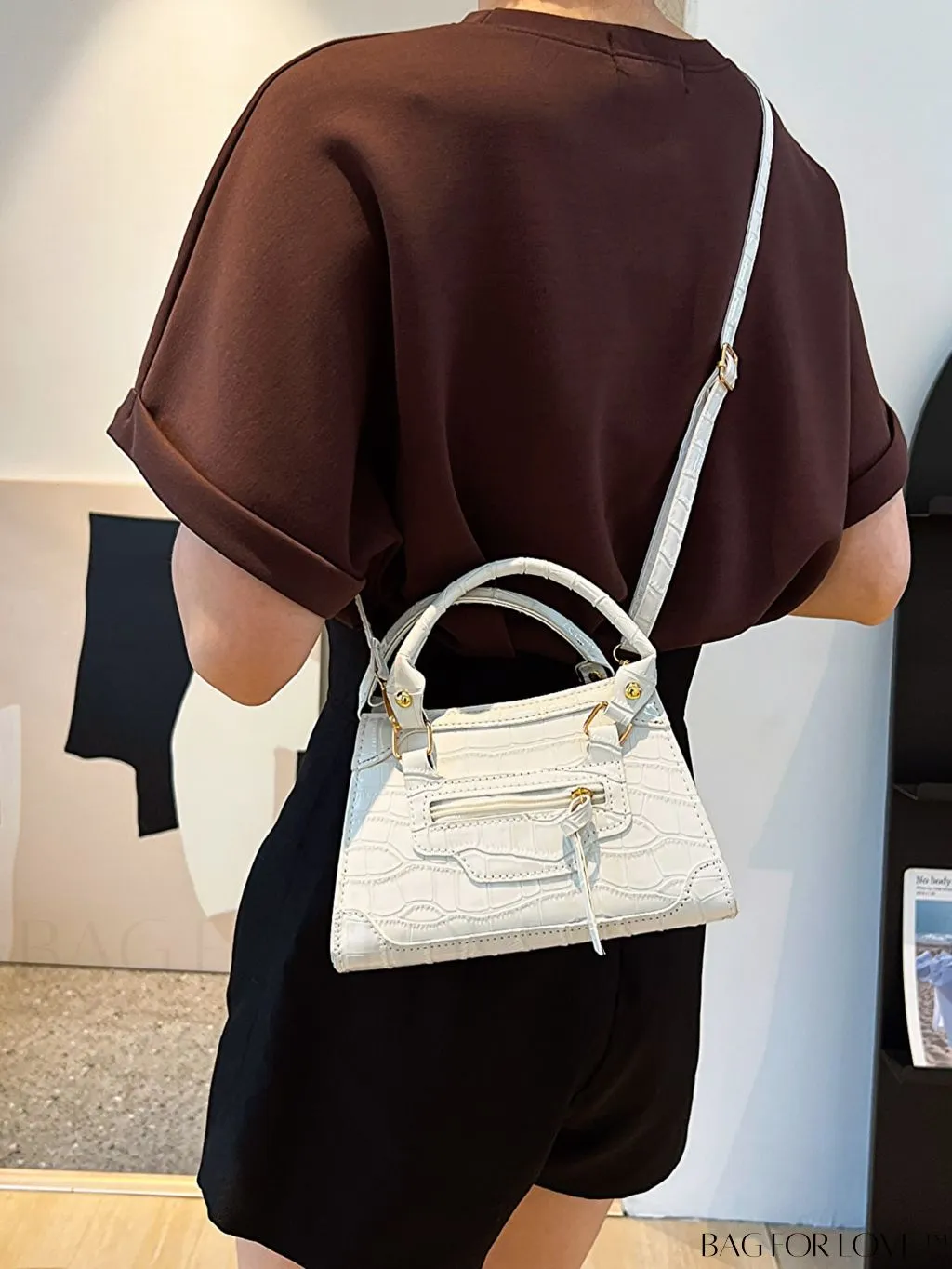 BagForLove - Chic Crocodile Pattern Tote Bag & Crossbody: Stylish Womens Fashion Accessory