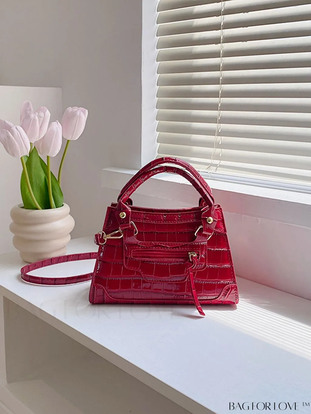 BagForLove - Chic Crocodile Pattern Tote Bag & Crossbody: Stylish Womens Fashion Accessory