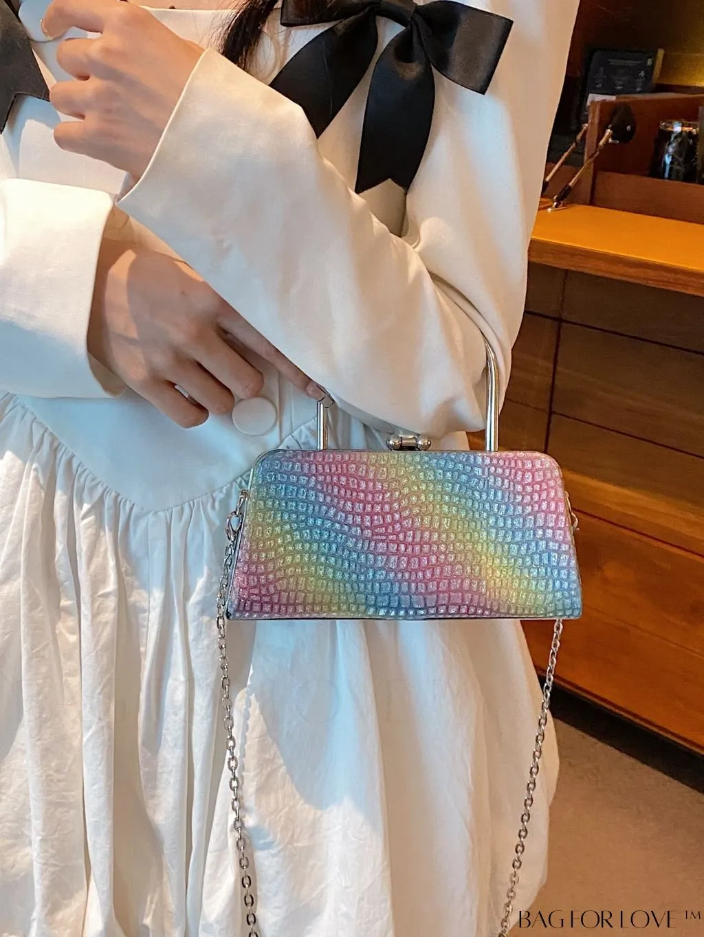BagForLove - Chic Crocodile Pattern Tote: Fashionable, Simple, and Casual for Women