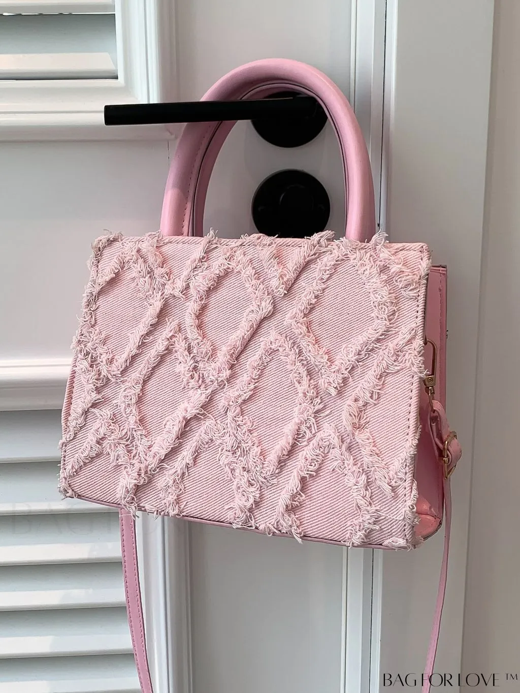BagForLove - Chic Pink Mini Crossbody Purse - Fashionable and Versatile