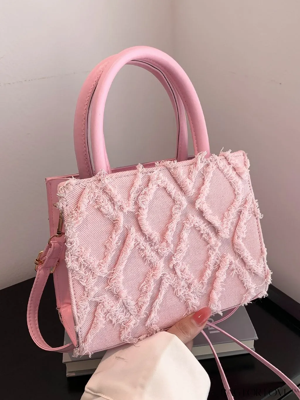 BagForLove - Chic Pink Mini Crossbody Purse - Fashionable and Versatile
