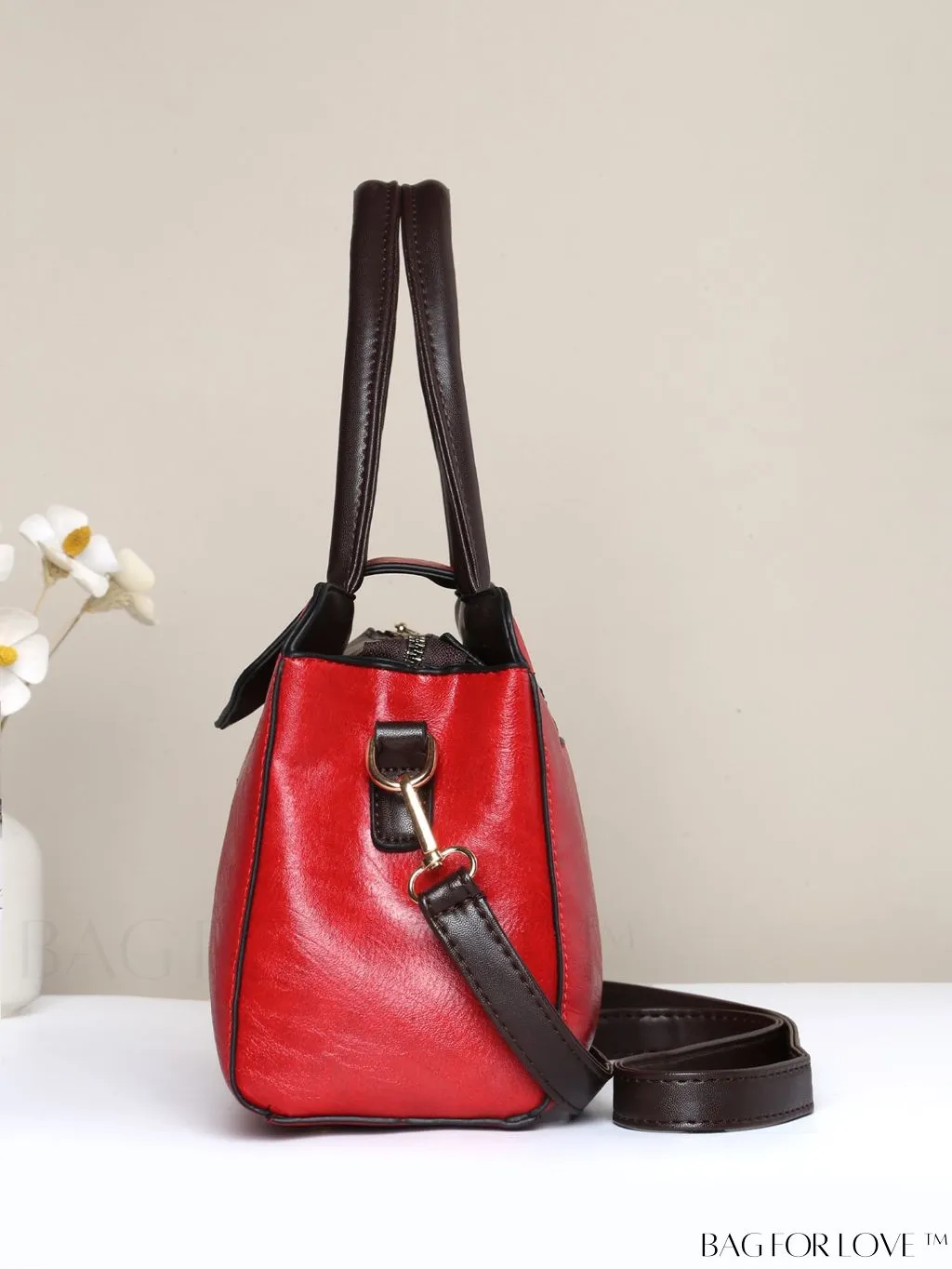 BagForLove - Chic Solid Color PU Leather Womens Handbag - A Fashionable Investment