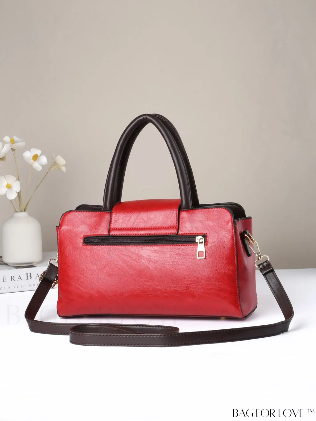 BagForLove - Chic Solid Color PU Leather Womens Handbag - A Fashionable Investment