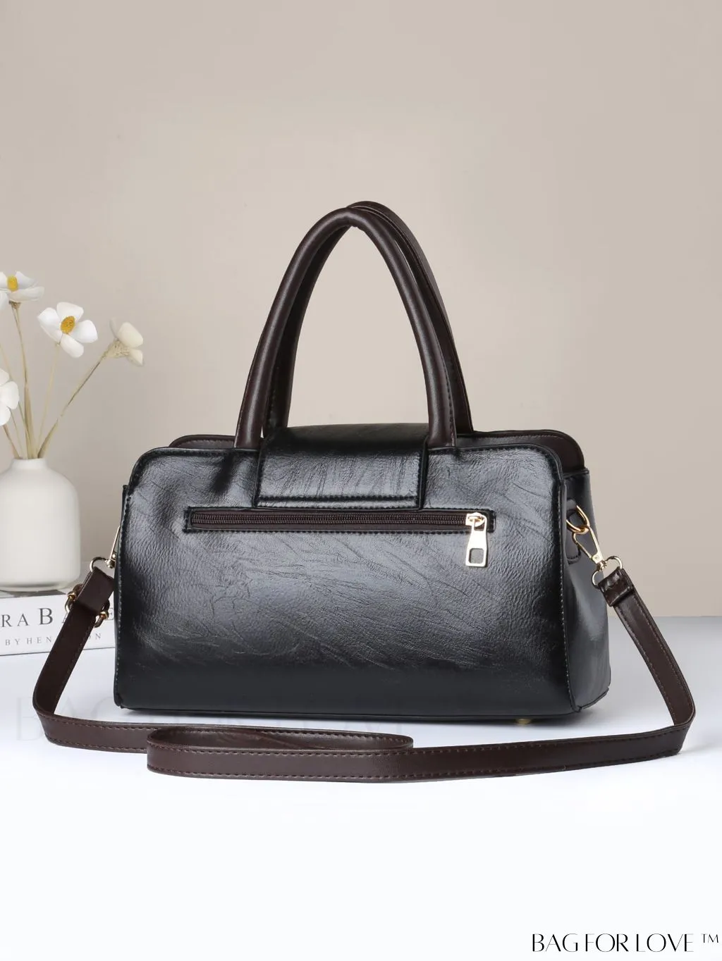 BagForLove - Chic Solid Color PU Leather Womens Handbag - A Fashionable Investment