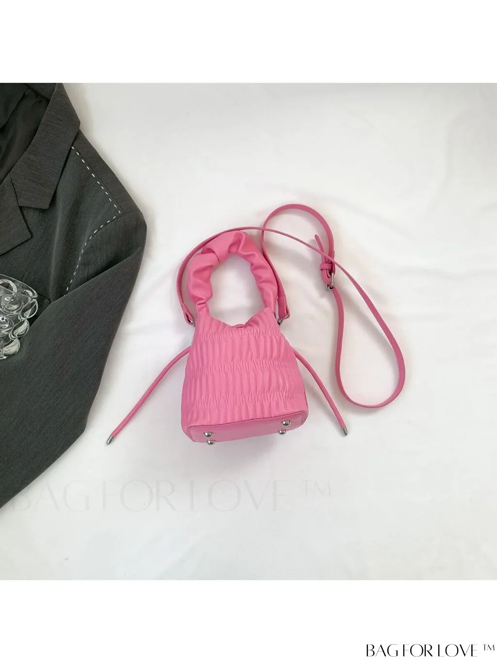 BagForLove - Chic White Drawstring Bucket Bag with Elegant Metal Chain Accent