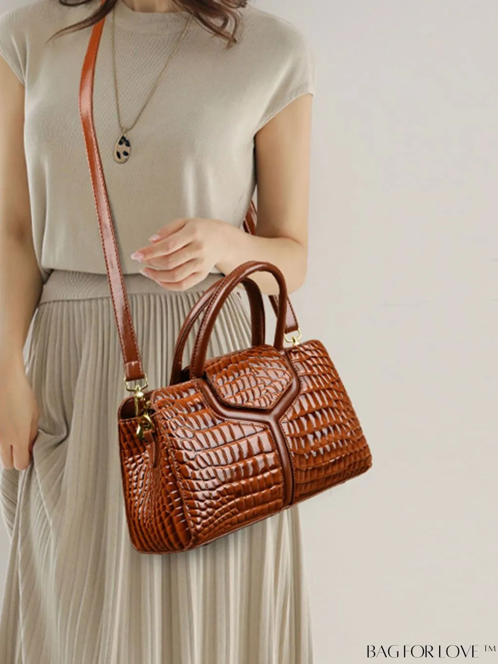 BagForLove - Chic Womens Handbag with Sophisticated Brown Crocodile Pattern
