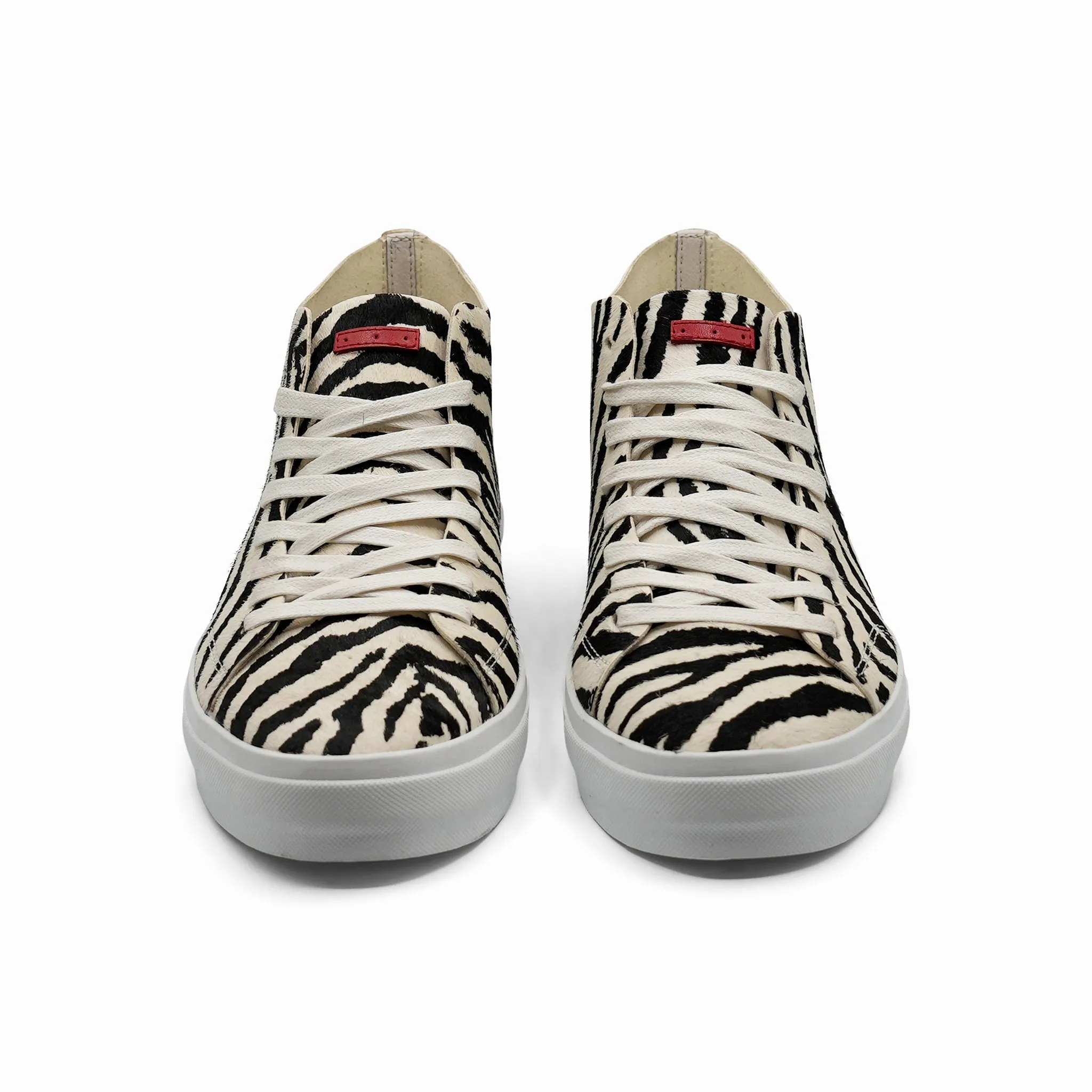 Baynor / Zebra / White