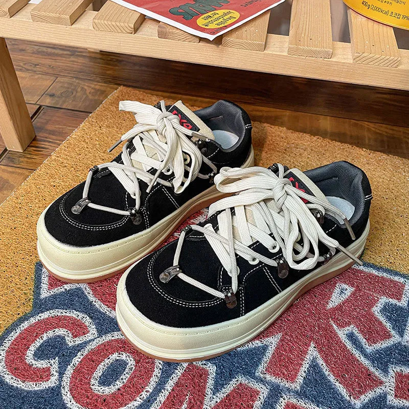 BLACK SPORTS SNEAKERS UB3381