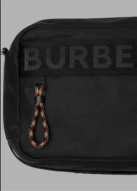 BURBERRY || Men's Black Logo Crossbody Bag