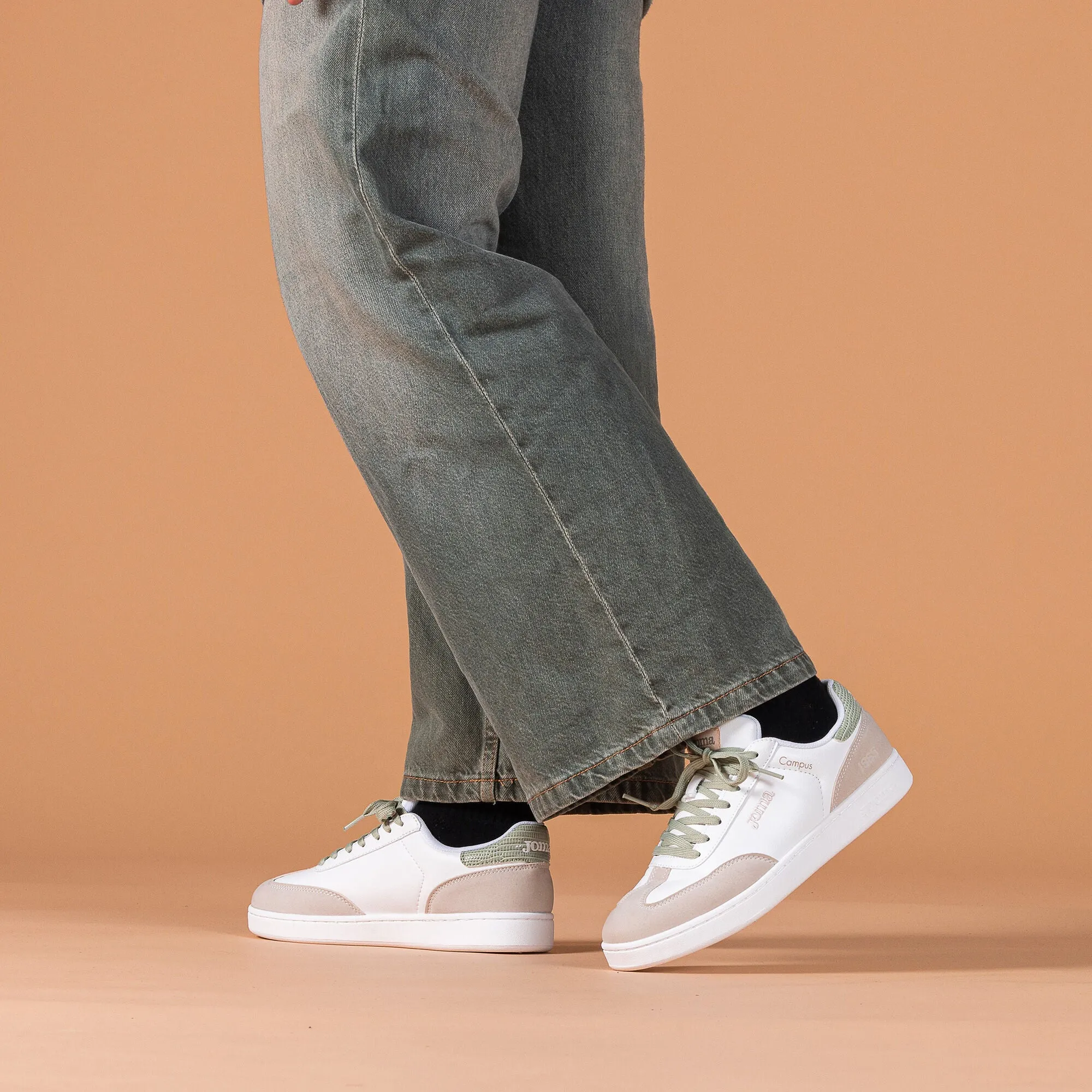 C.Campus 2415 Women's Sneakers