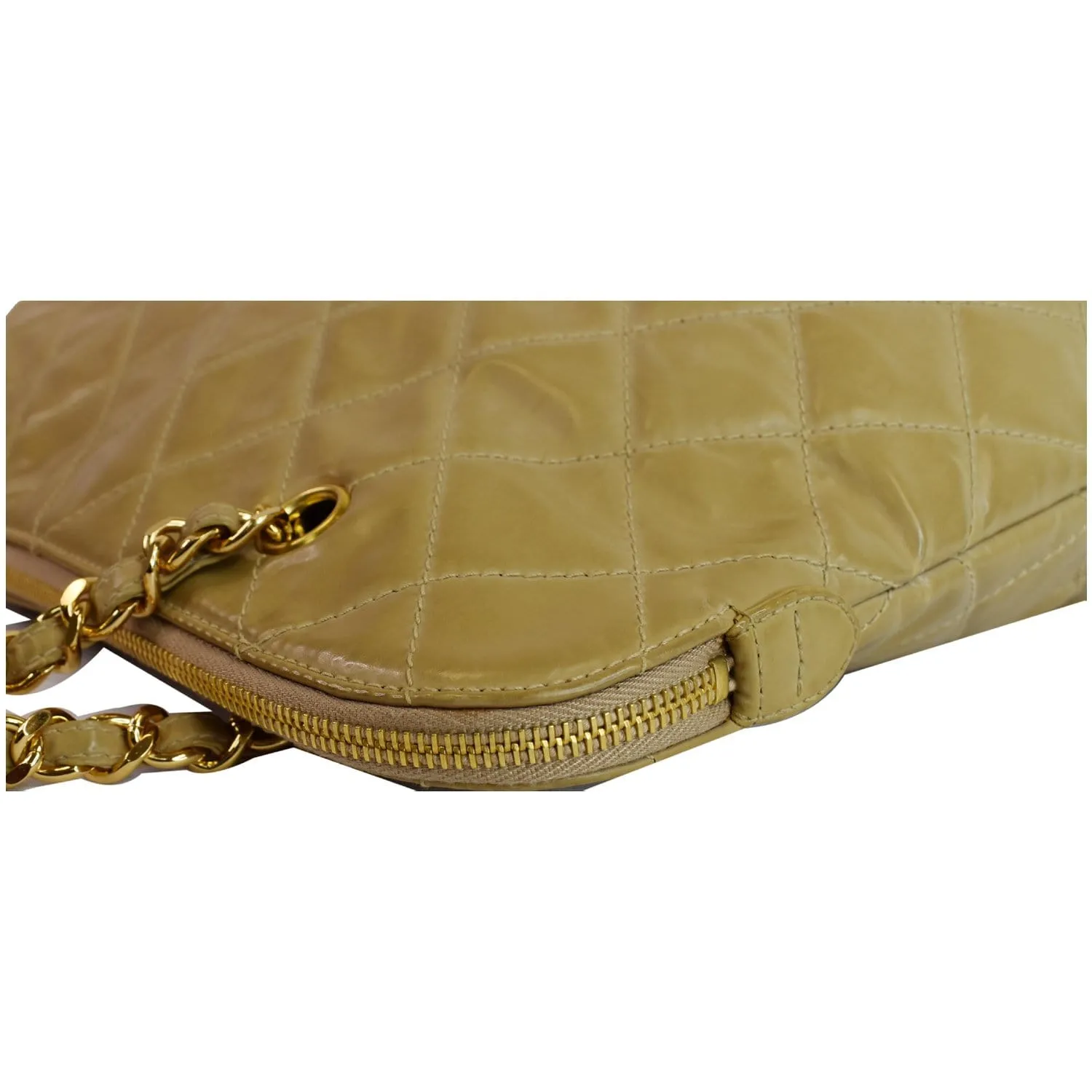 CHANEL Vintage Patent Leather Shoulder Bag Tan 3921871