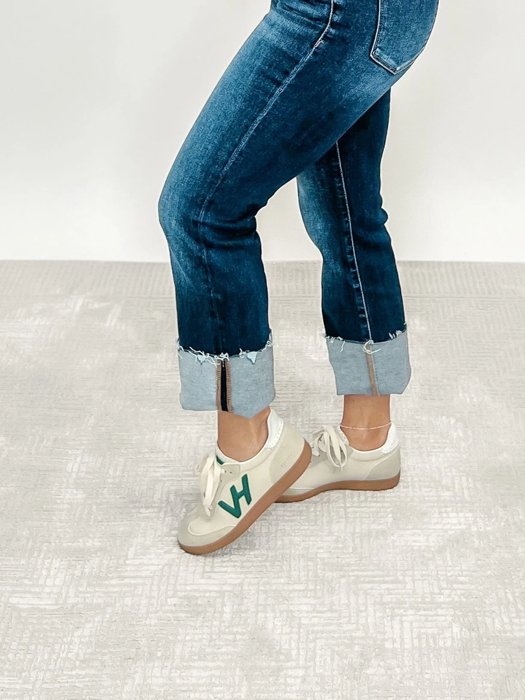 Crisp 6 Green Tab and VH Logo Sneakers, Bone
