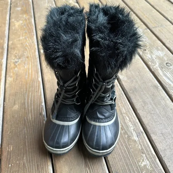 EUC SOREL Joan Of Arctic Black Leather Waterproof Lace Up  Snow Boot - Youth 4
