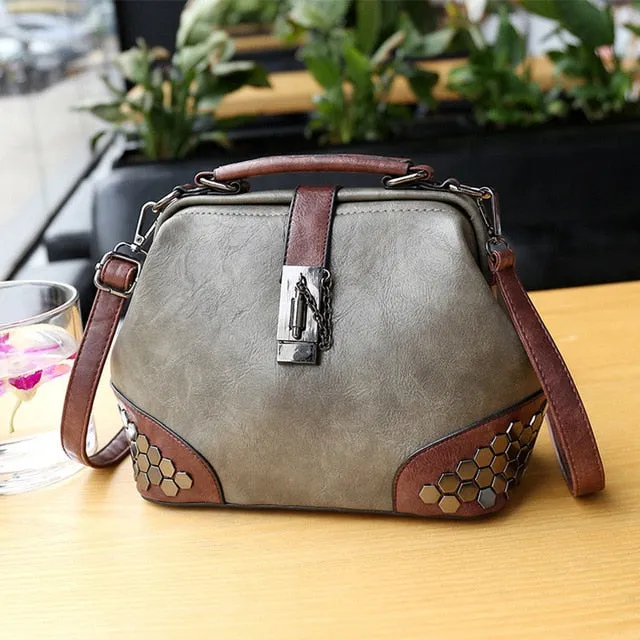 Fashion Women Handbags Women Leather Shoulder Bag Female Crossbody Handbag Totes Lock Chain Rivets Vintage Woman Doctor Bags