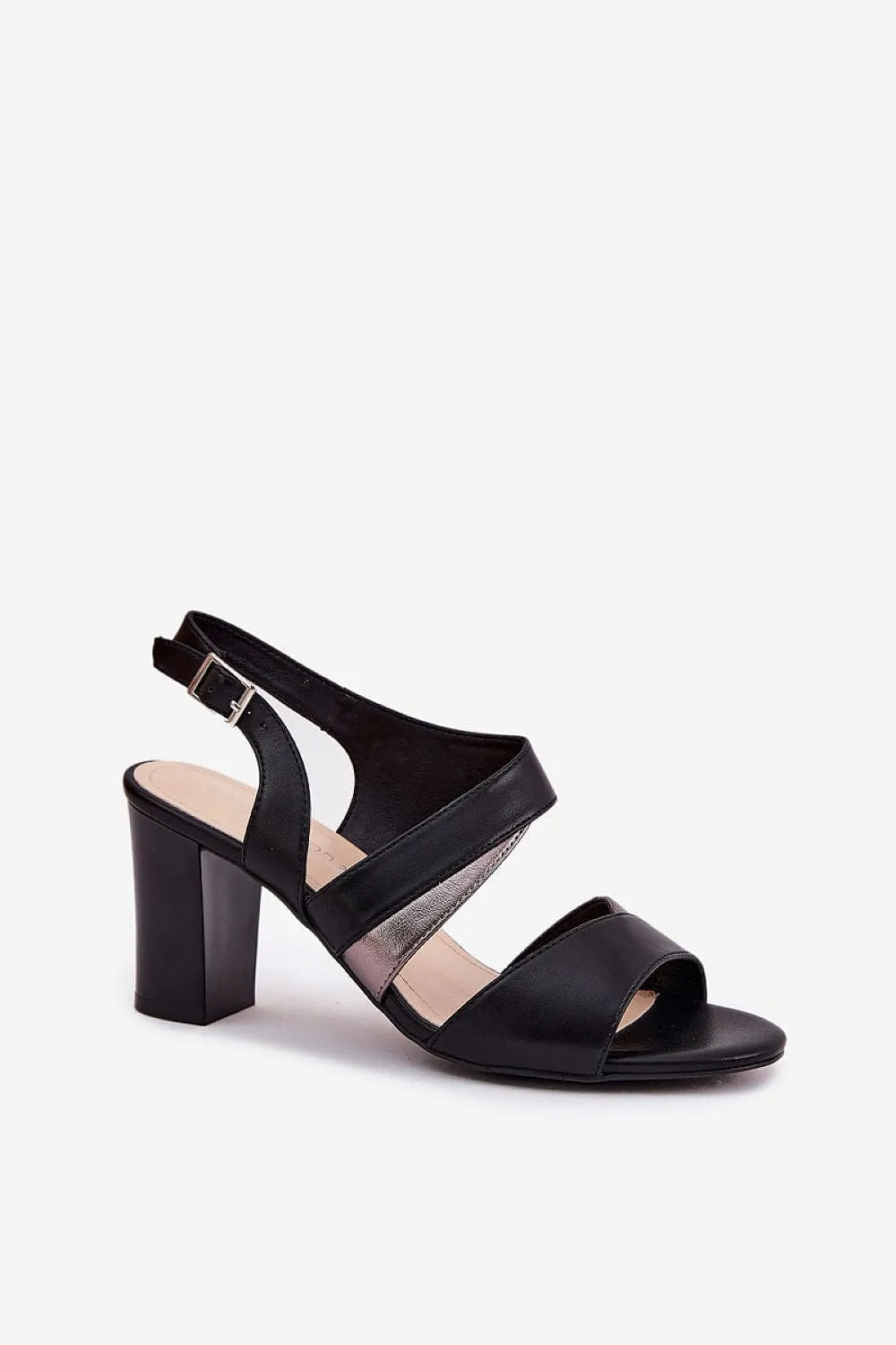 Heel sandals Step in style