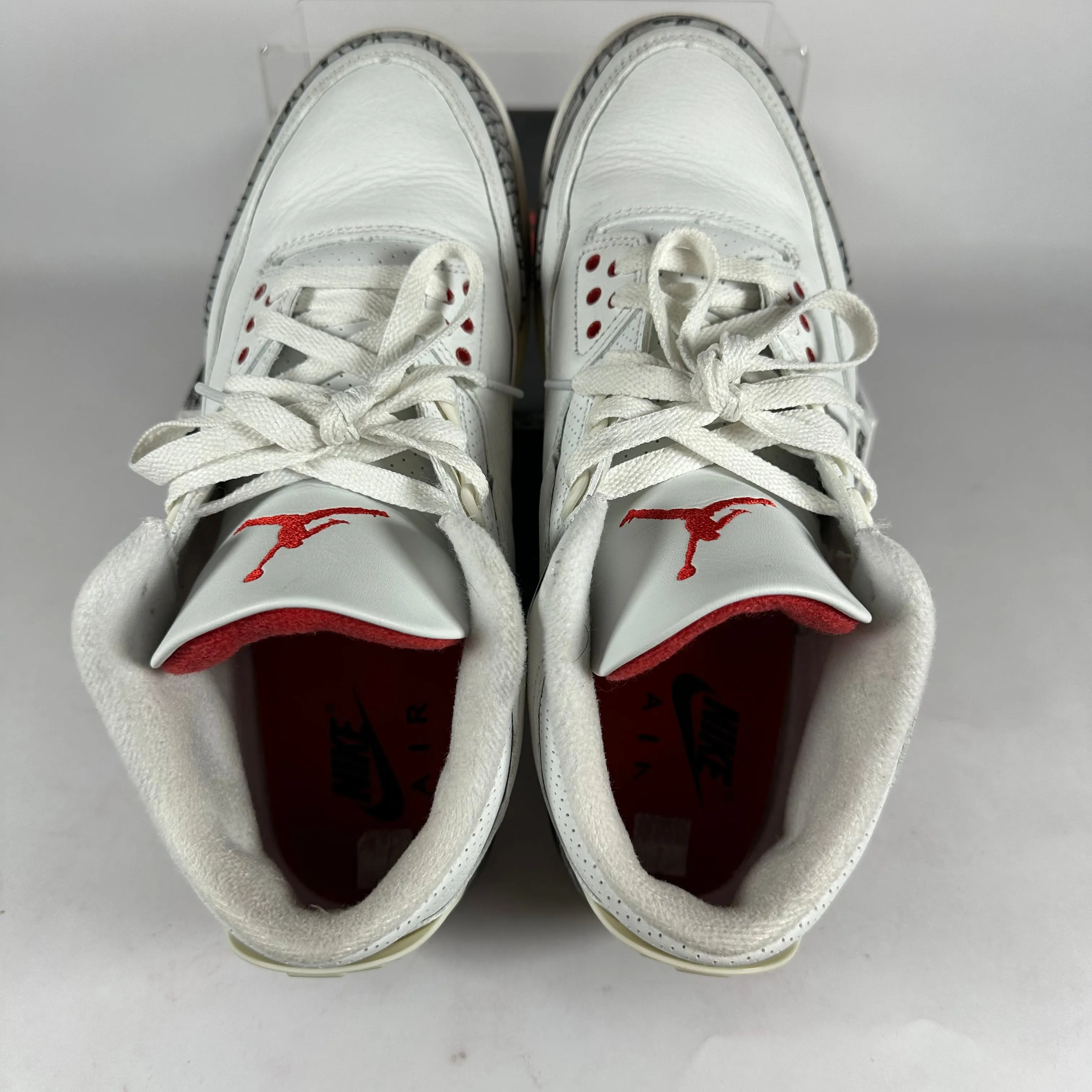 Jordan 3 White Cement *pre-owned* (SIZE 9)