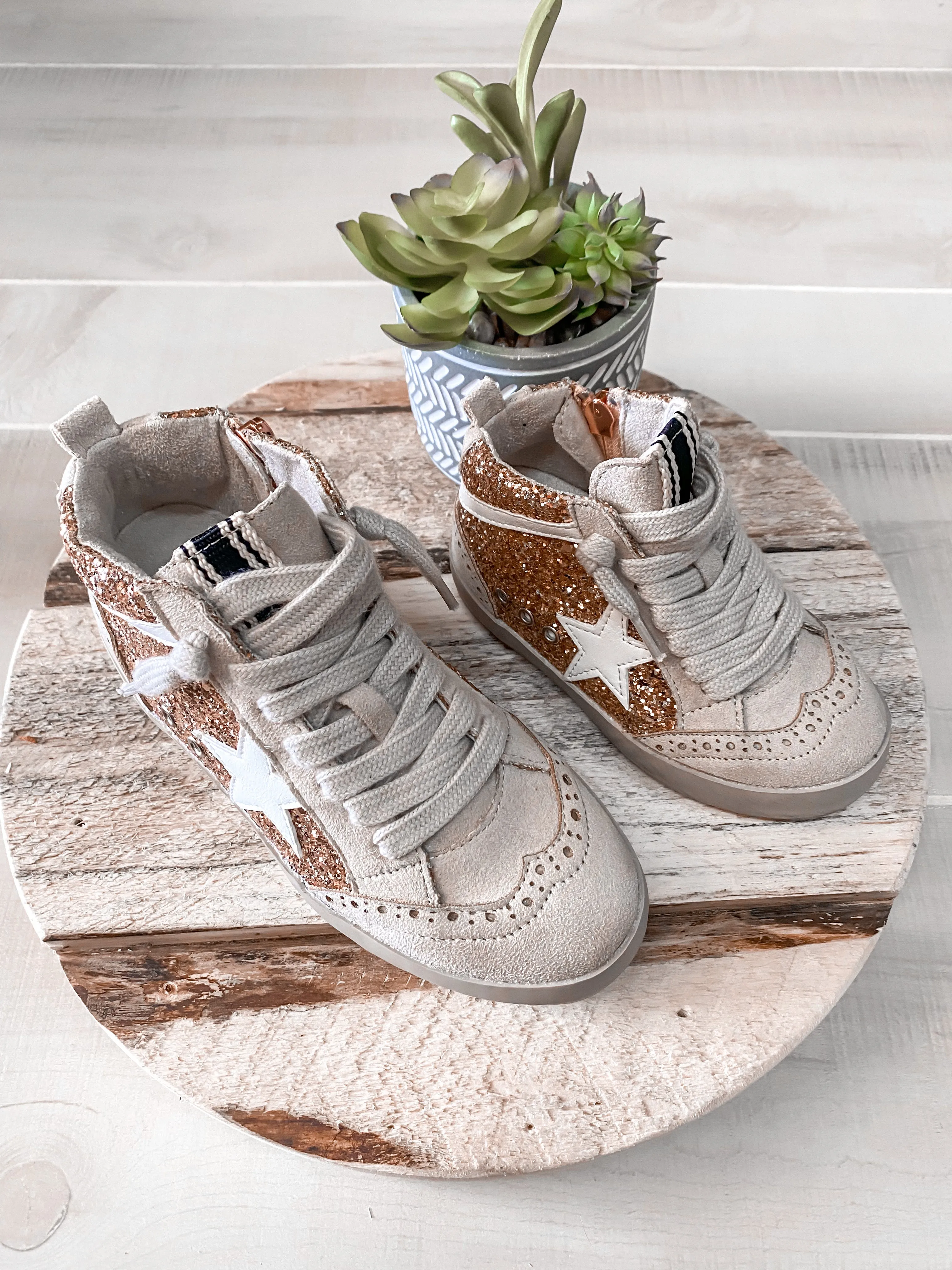 KIDS Rina Mid Top Sneaker