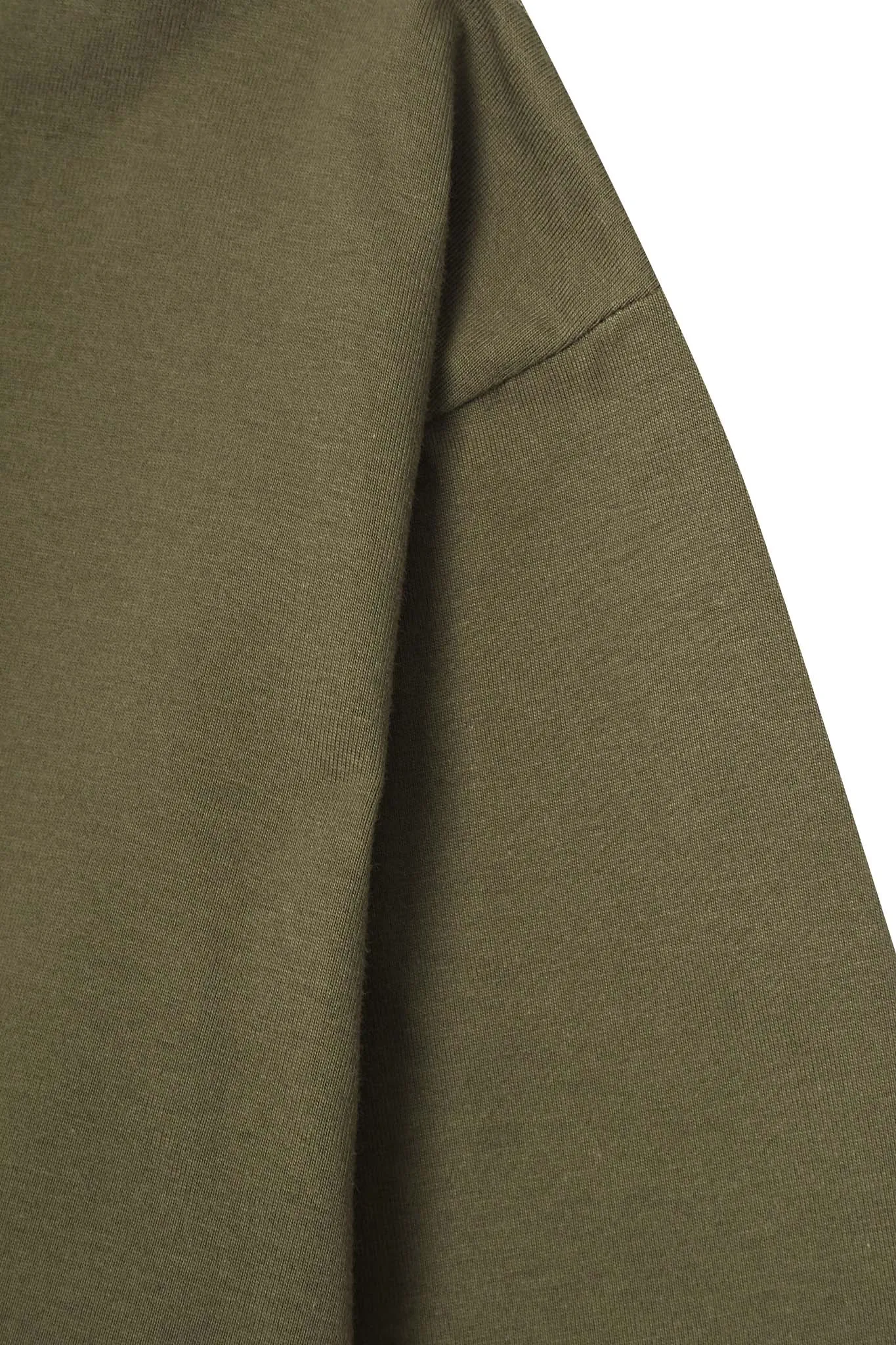 LONGSLEEVE TEE IN OLIVE