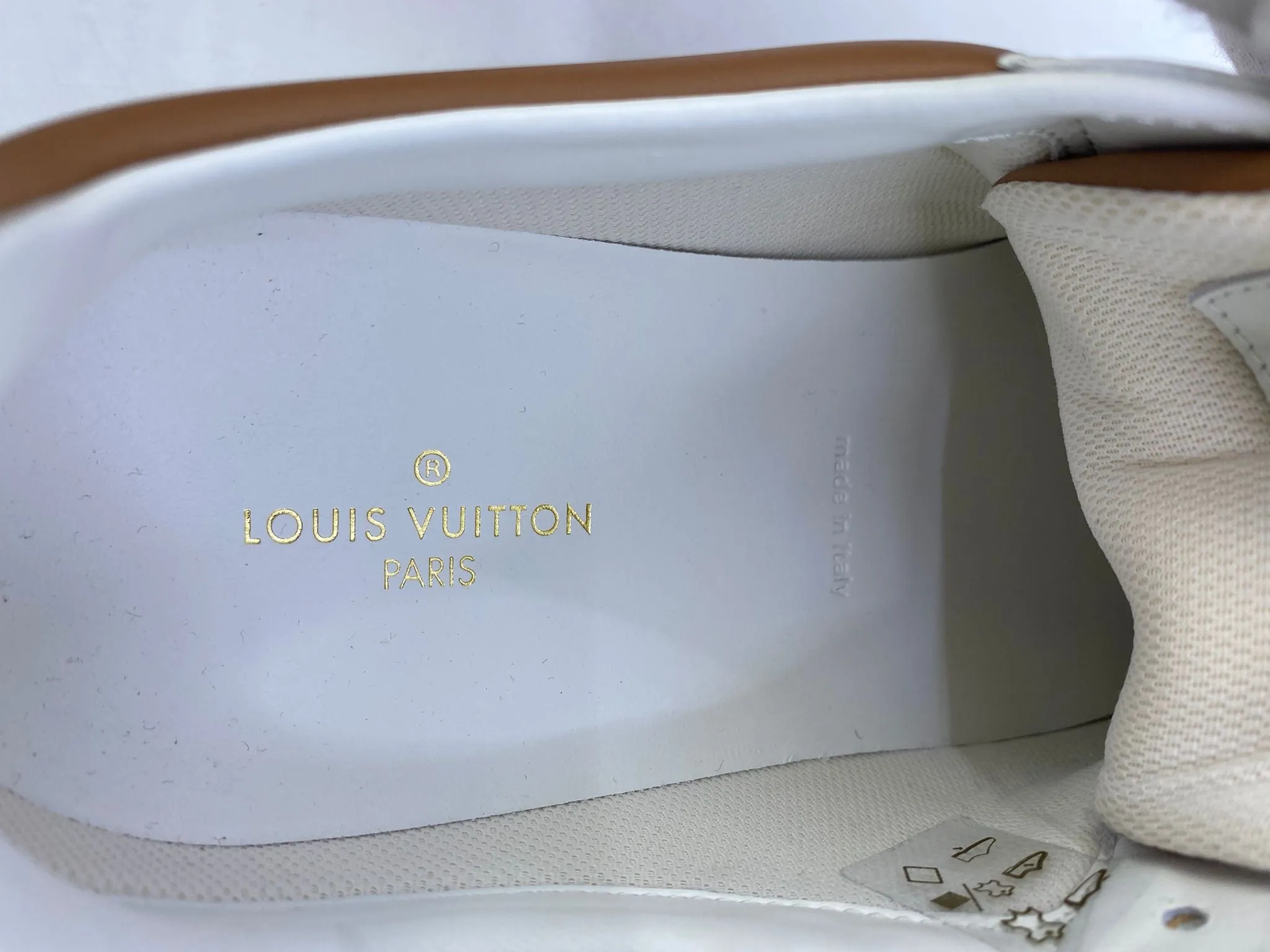 Luxembourg Sneaker
