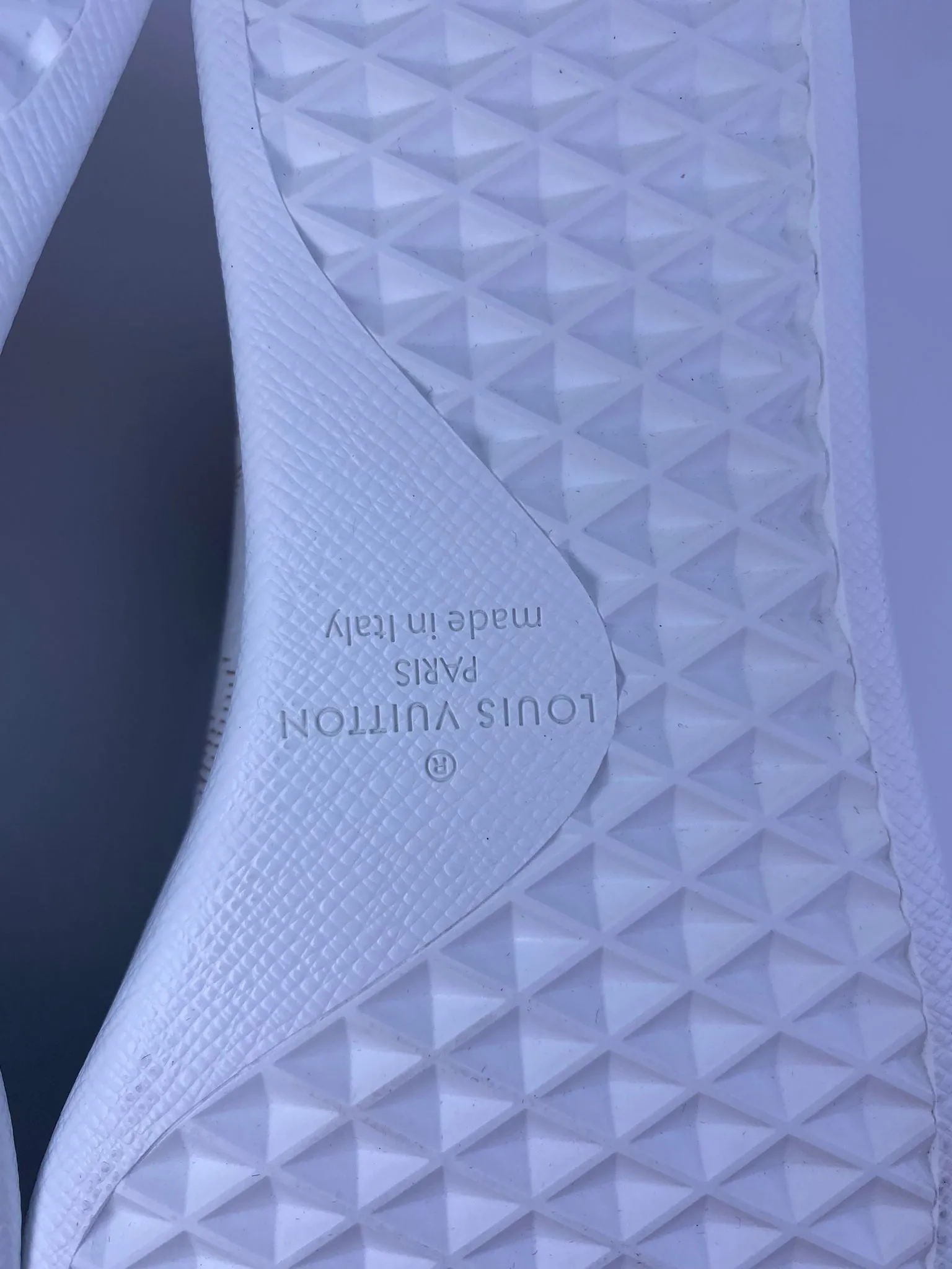 Luxembourg Sneaker