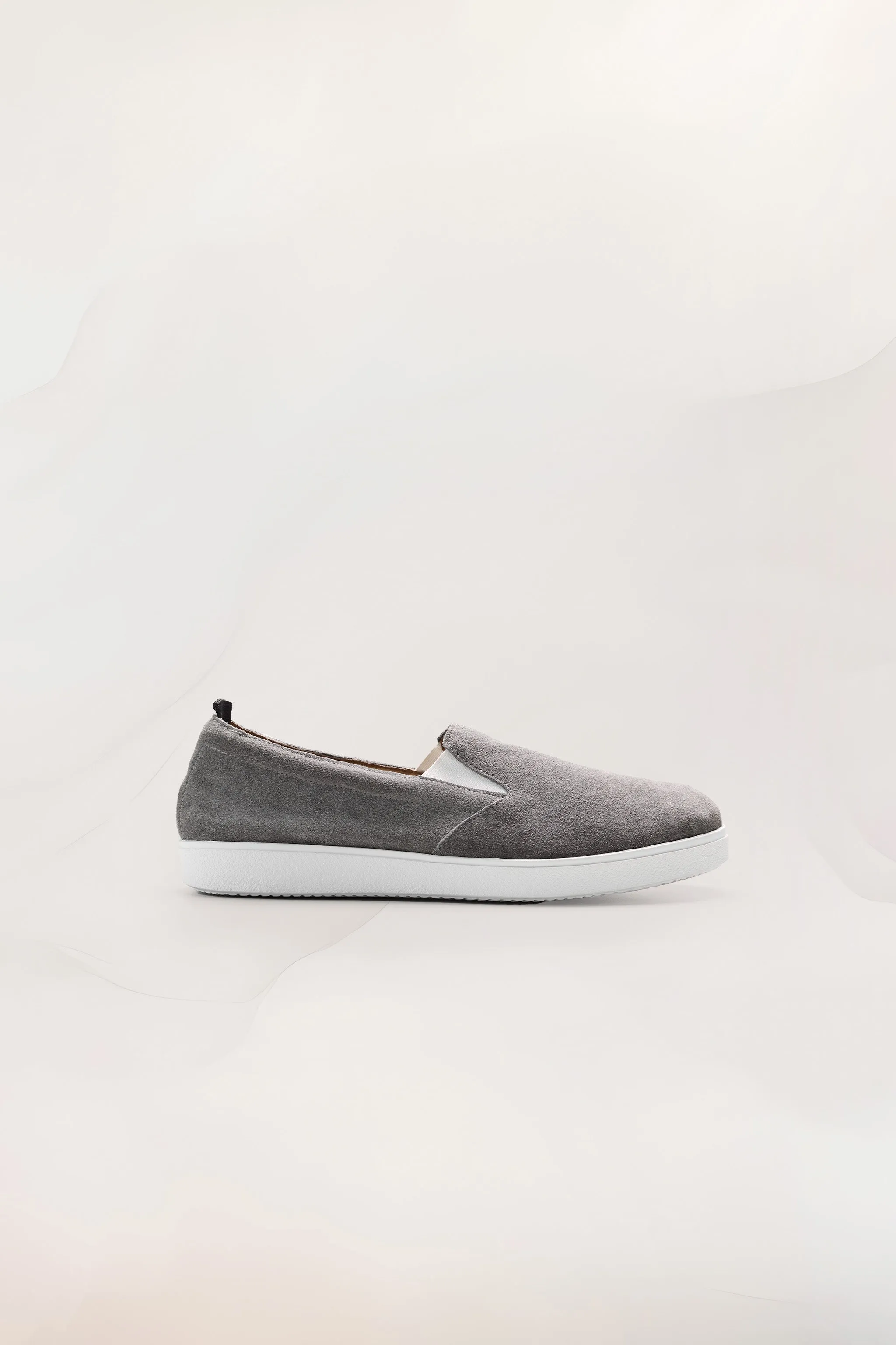 Mens Slip On Sneakers in Cenere Suede