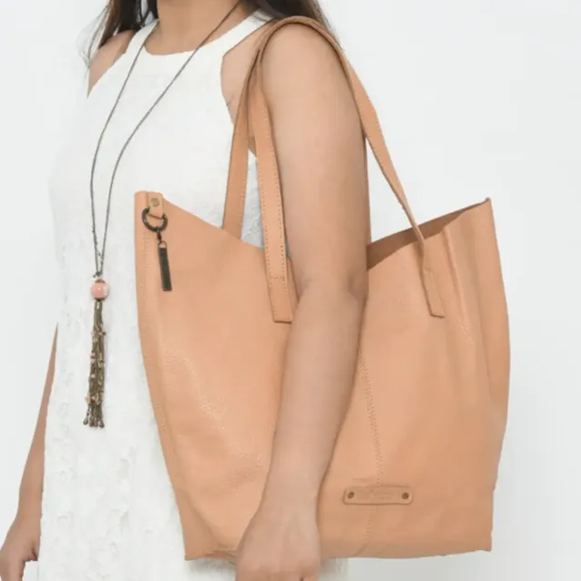 Milan Tote