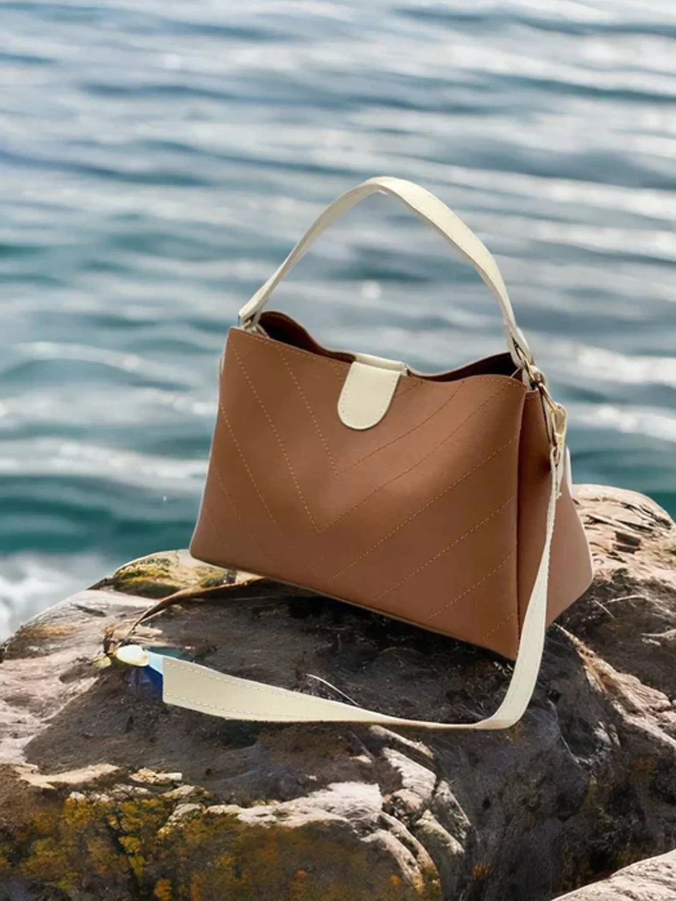 Minimalist Chevron Bucket Bag - Brown - FD ⚡