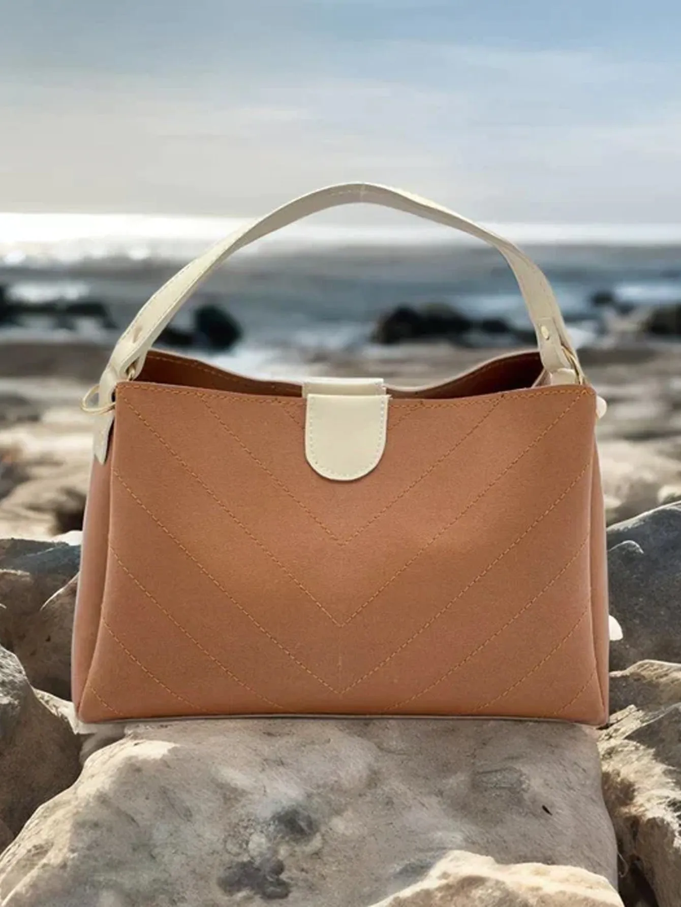 Minimalist Chevron Bucket Bag - Brown - FD ⚡