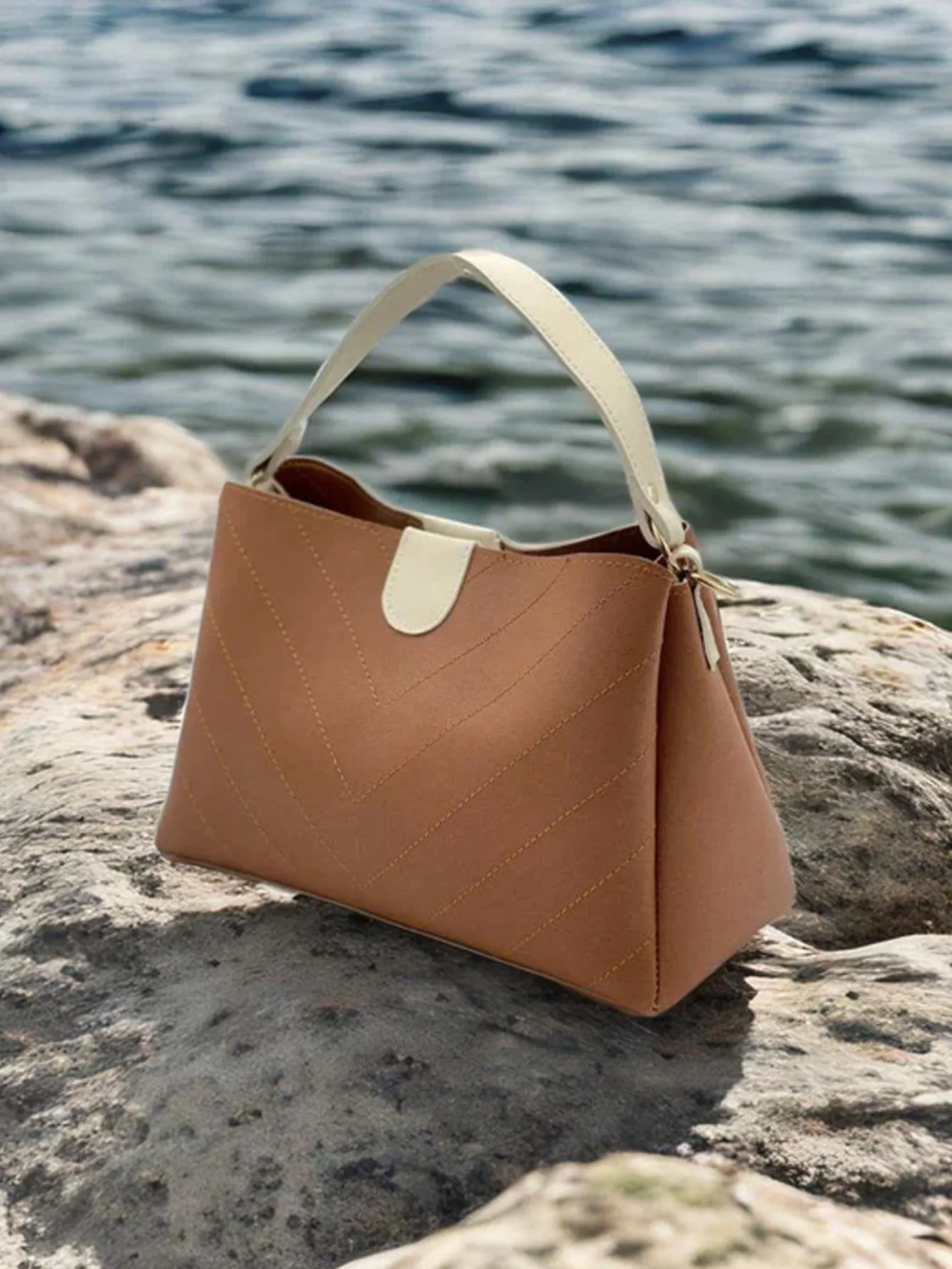 Minimalist Chevron Bucket Bag - Brown - FD ⚡
