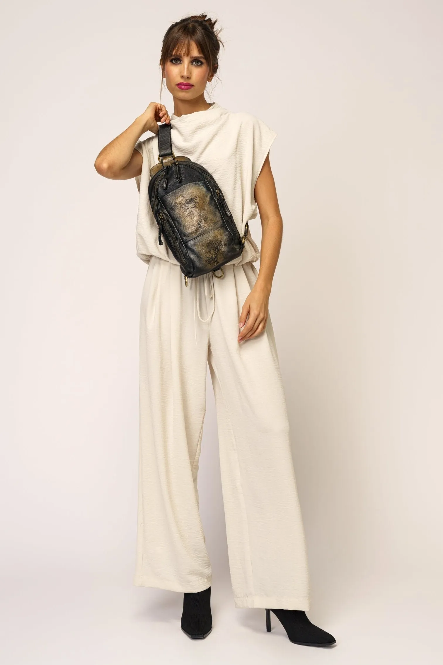 Movement Sling Bag - Raw Onyx