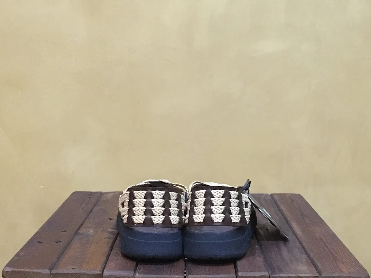 MS010016 Malibu Sandals Canyon Braid Straw/Black