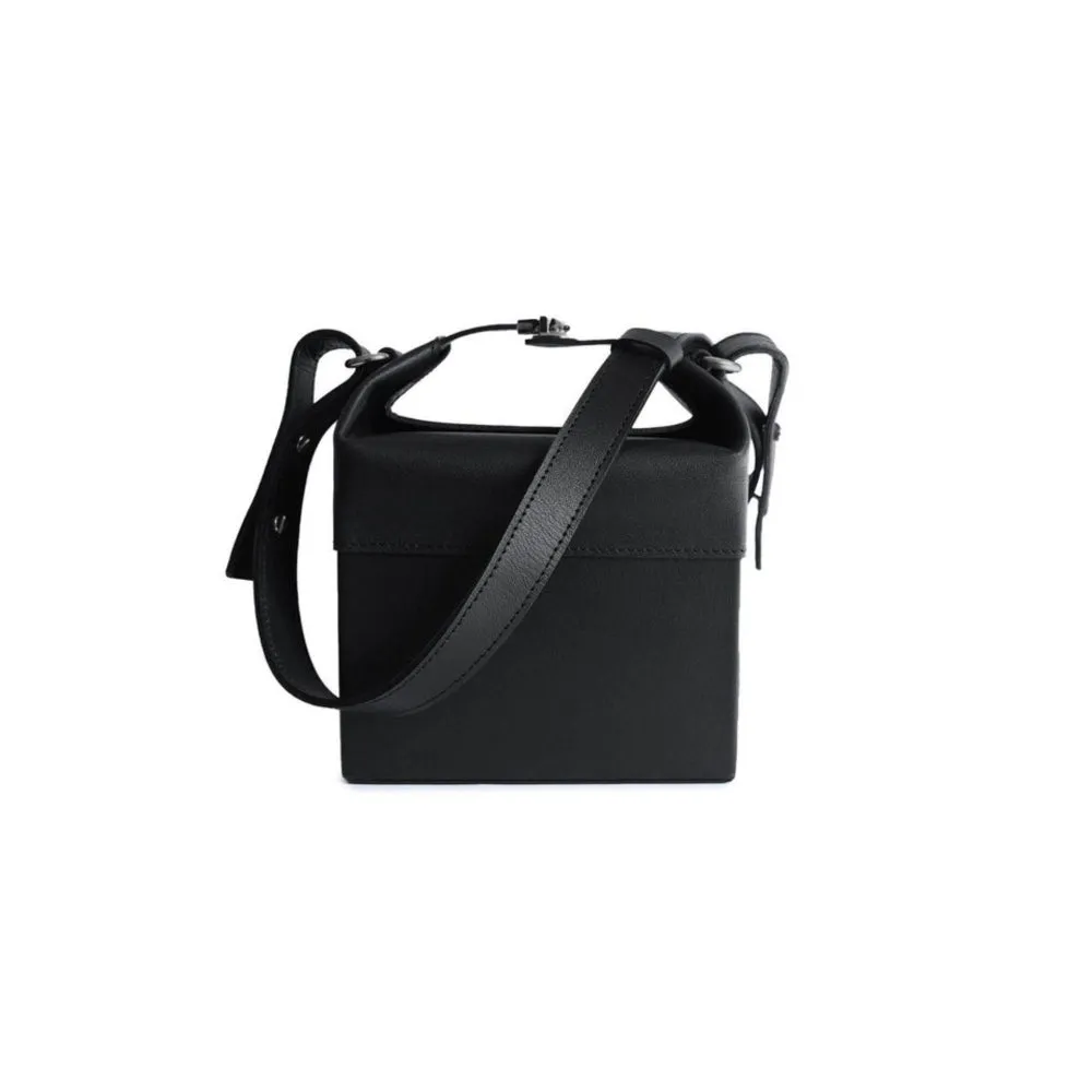 Nappa Dori Black Narvik Mini Sling