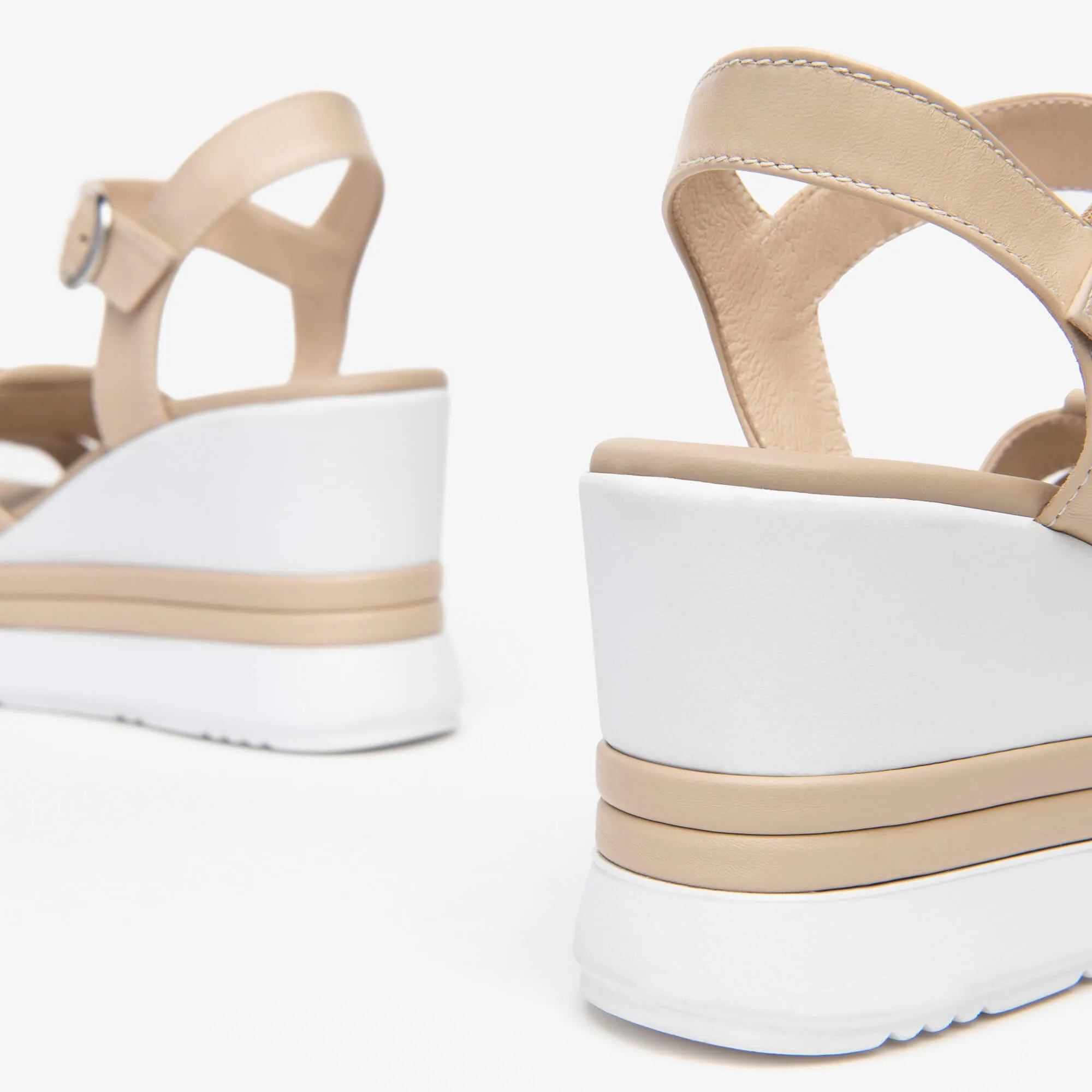 NeroGiardini Cream Leather Wedge Sandals