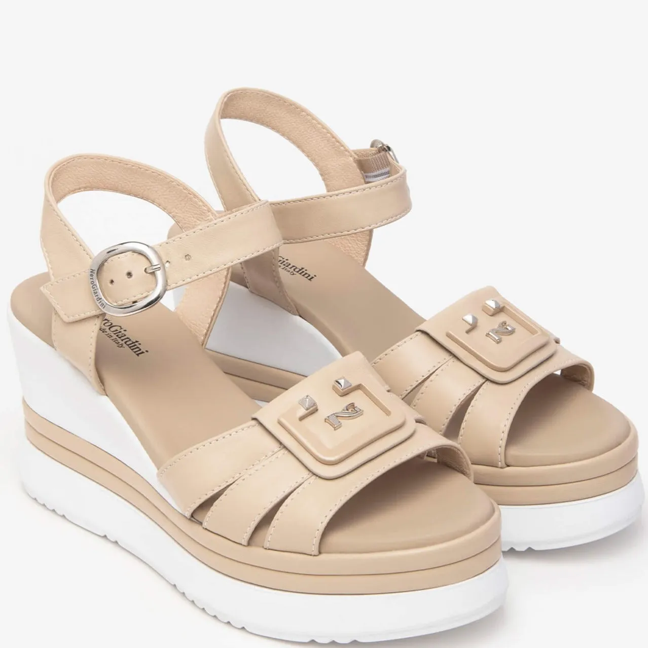 NeroGiardini Cream Leather Wedge Sandals