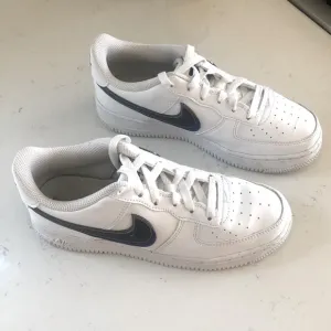 Nike Air Force 1 Impact “Double Swoosh” boys sneakers
