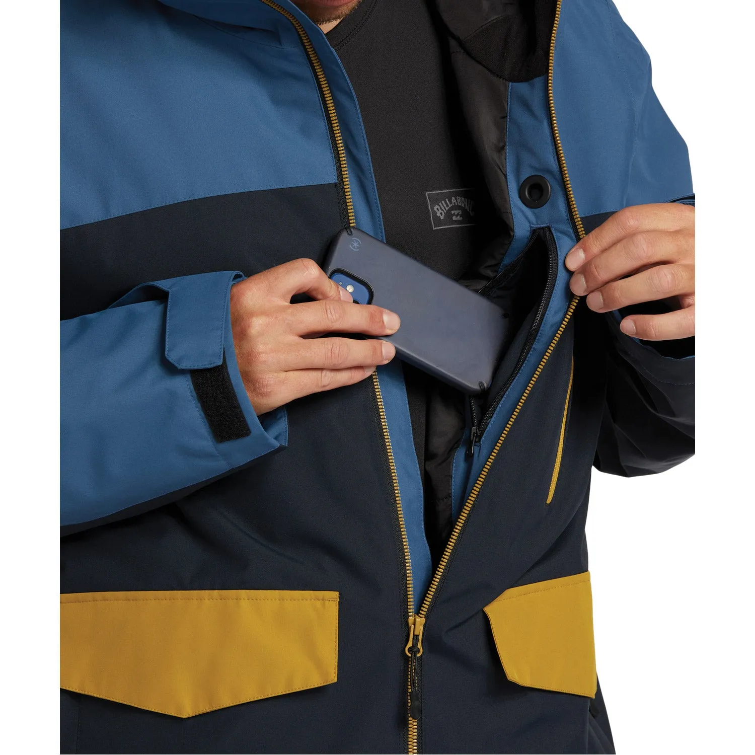 Outsider Jacket 2023
