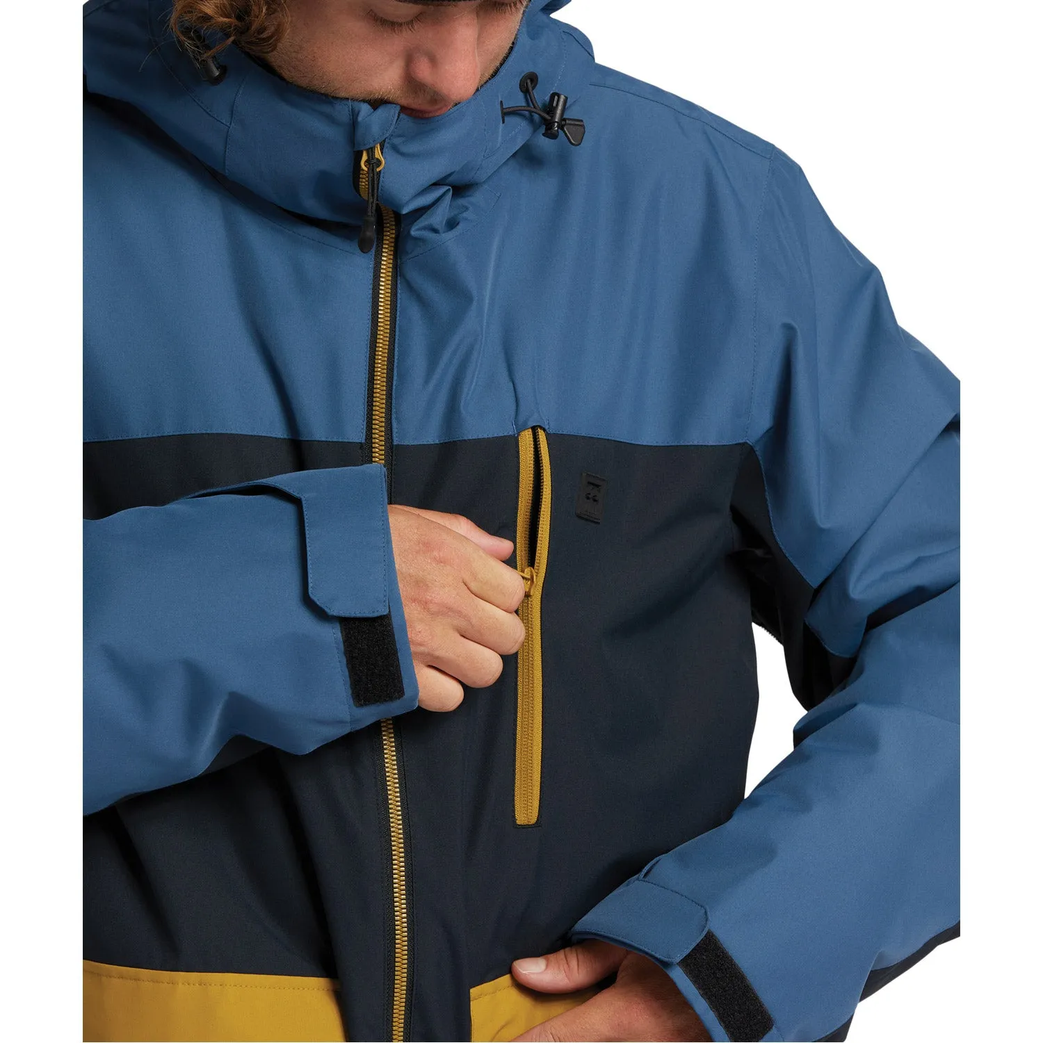 Outsider Jacket 2023