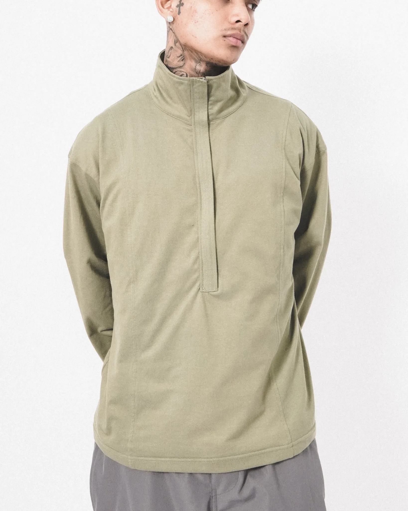 QUARTER ZIP L/S TEE IN OLIVE