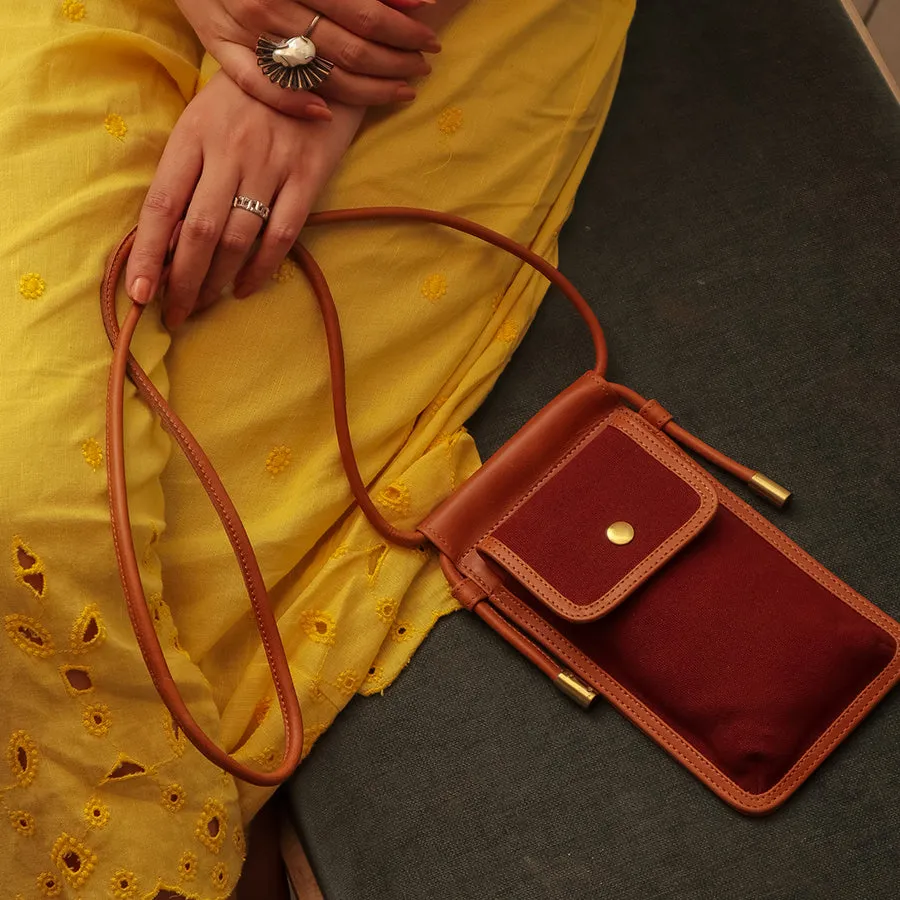 "Rozana" Essential Sling - Rust