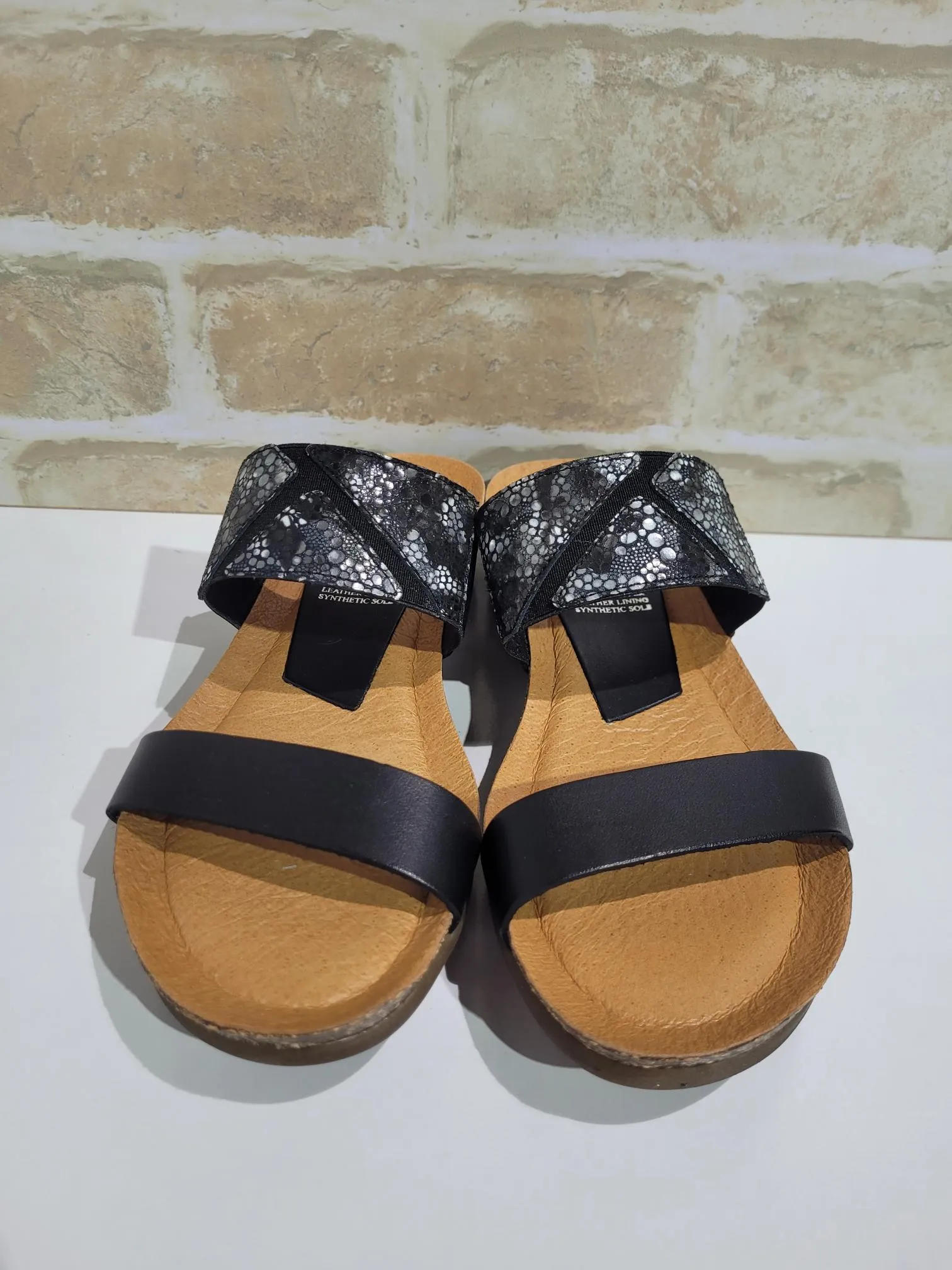 Resort Negro by Zeta