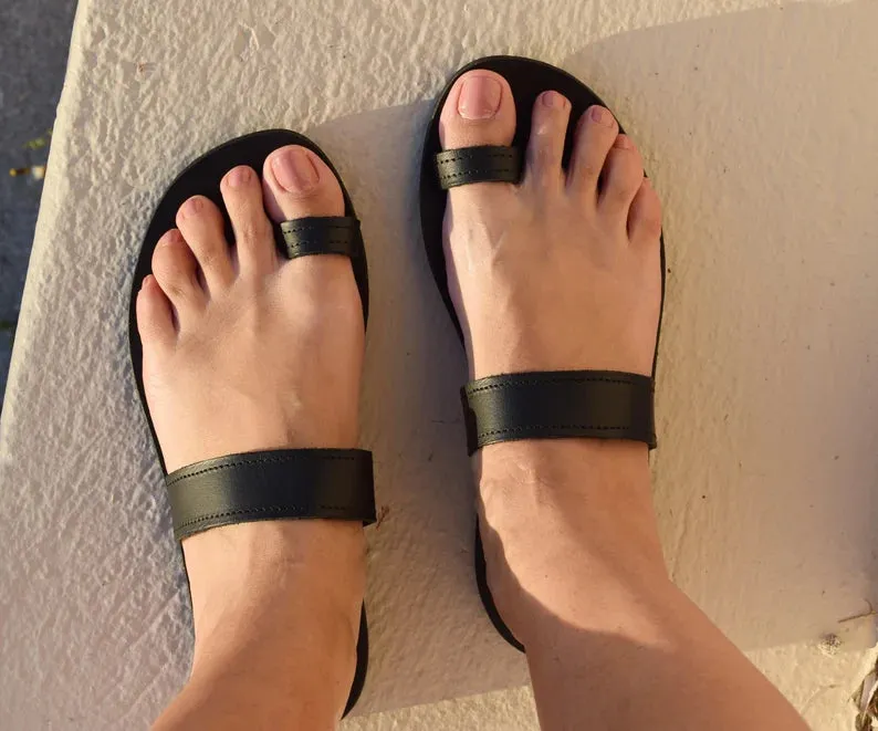 Ring Toe Sandals